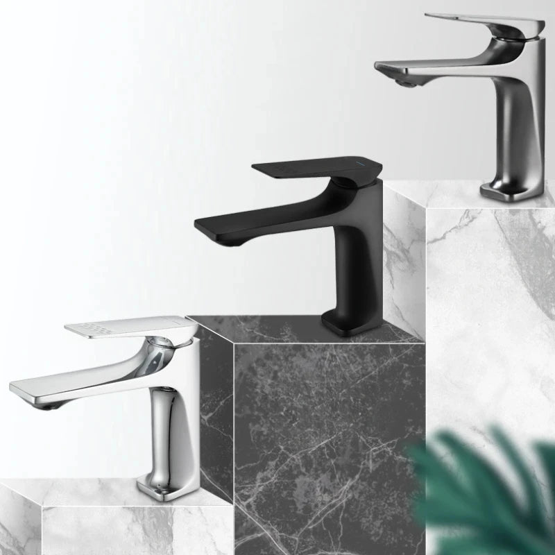 High-End Bathroom Sink Brass Core Anti-Splash Hot & Cold Mixer Tap
