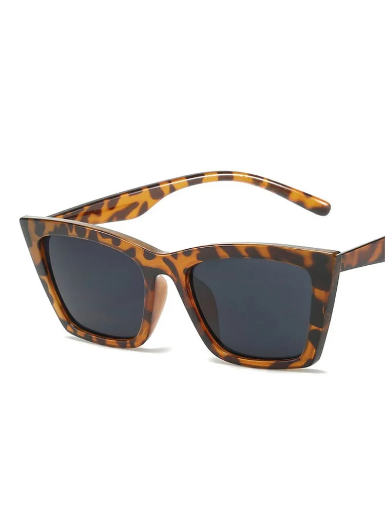 Vintage Cat Eye Sunglasses – Small Square Frame UV400 Shades for Women
