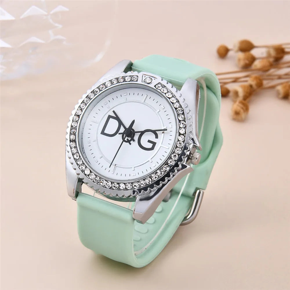 Women's Luxury Quartz Watch – Rhinestone Dial & Leather Strap Gift