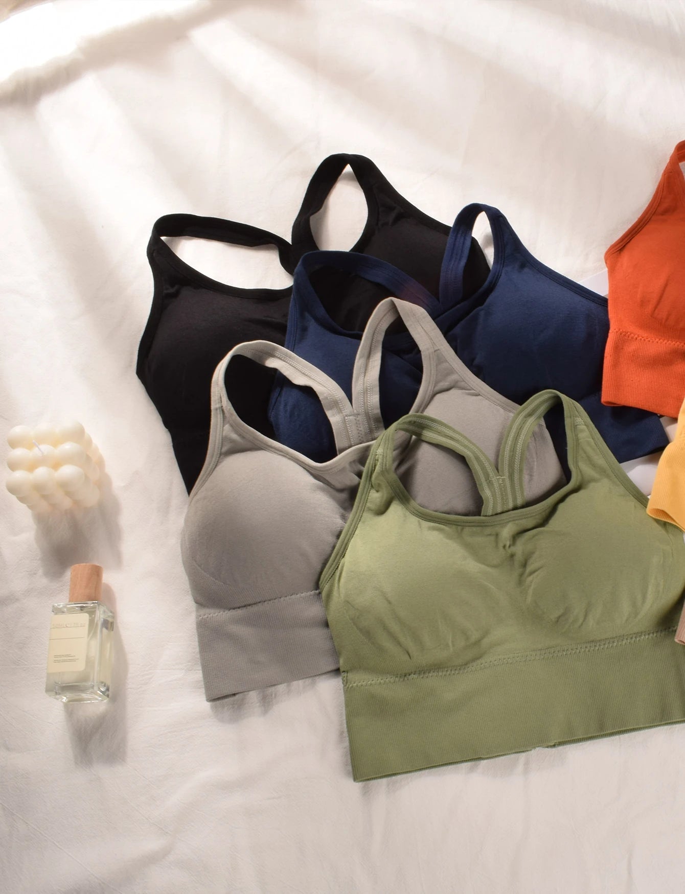 Women's Seamless Sports Bra – Racerback Yoga Gym Top Fast Dry Workout Vest