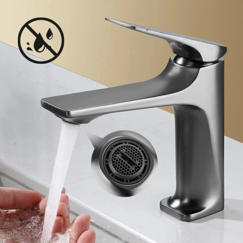 High-End Bathroom Sink Brass Core Anti-Splash Hot & Cold Mixer Tap