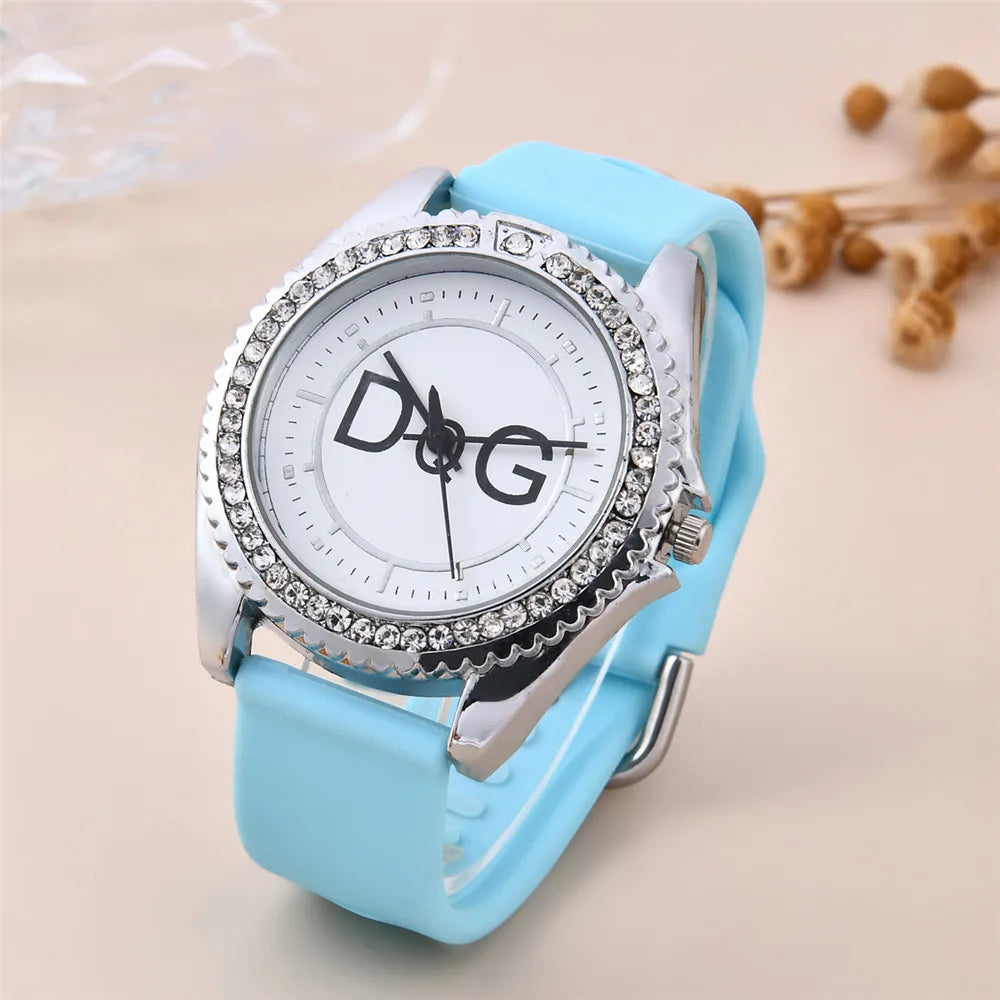 Women's Luxury Quartz Watch – Rhinestone Dial & Leather Strap Gift
