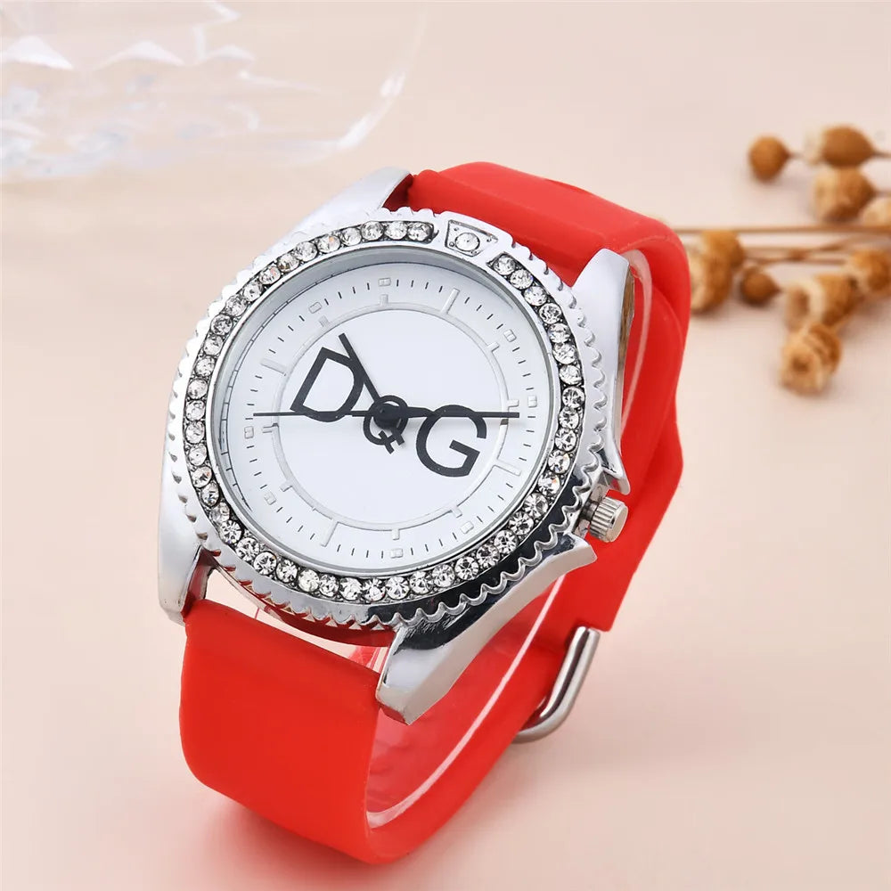 Women's Luxury Quartz Watch – Rhinestone Dial & Leather Strap Gift