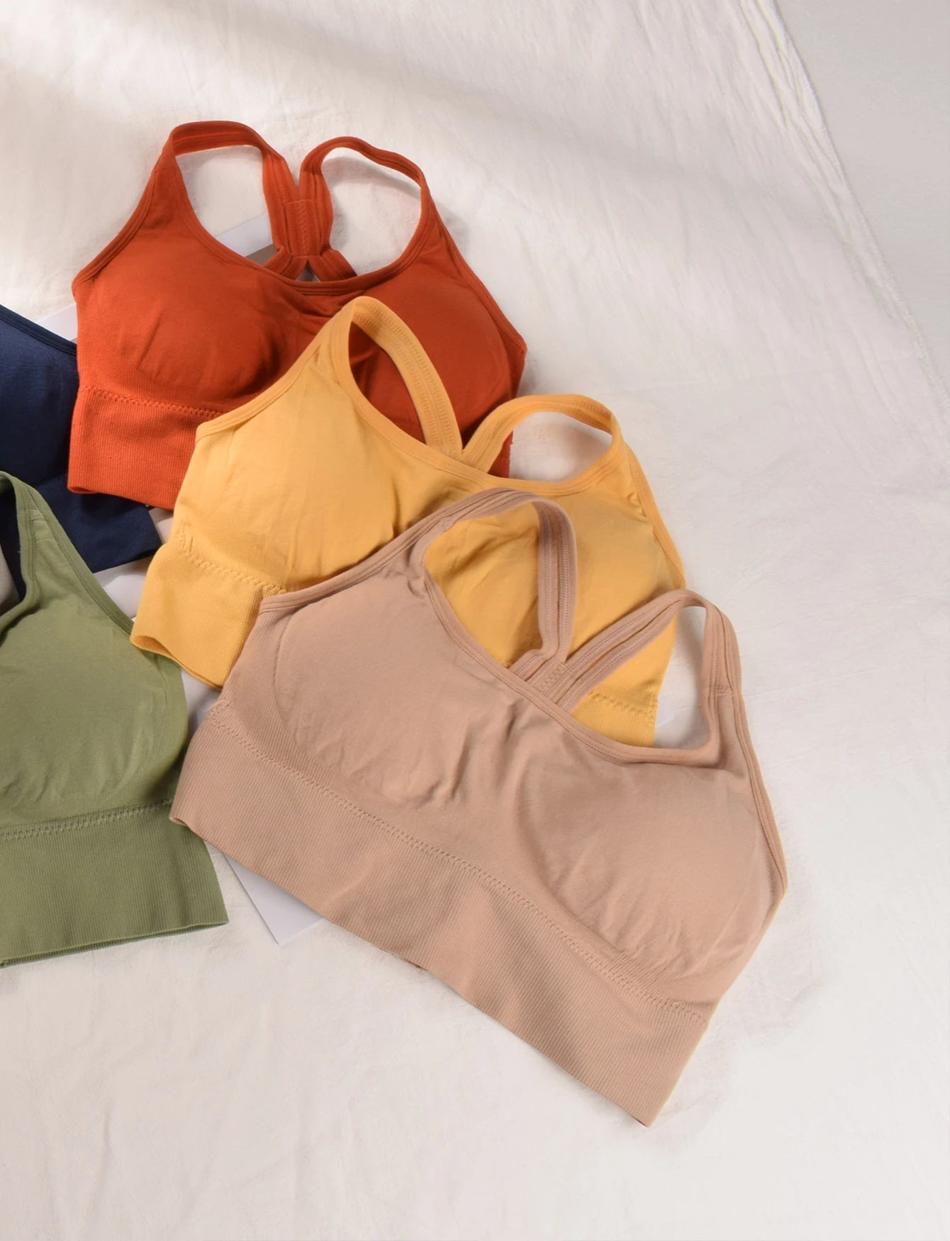 Women's Seamless Sports Bra – Racerback Yoga Gym Top Fast Dry Workout Vest