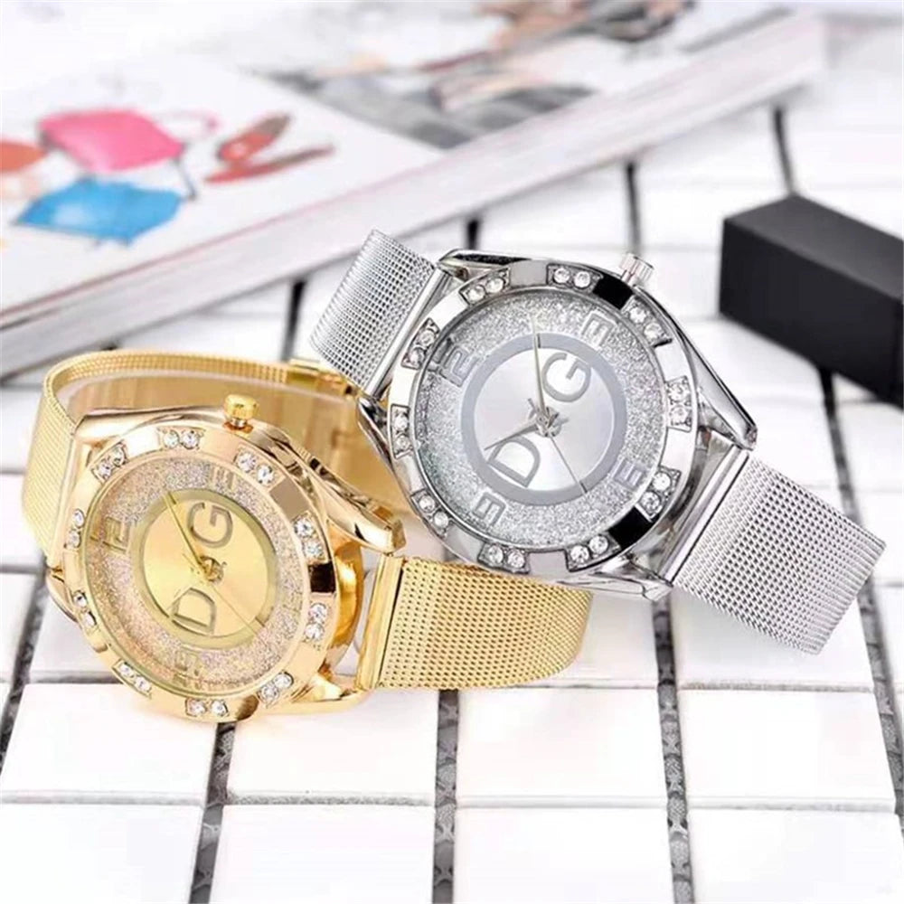Women's Starry Sky Quartz Watch – Diamond Dial & Gold Mesh Strap