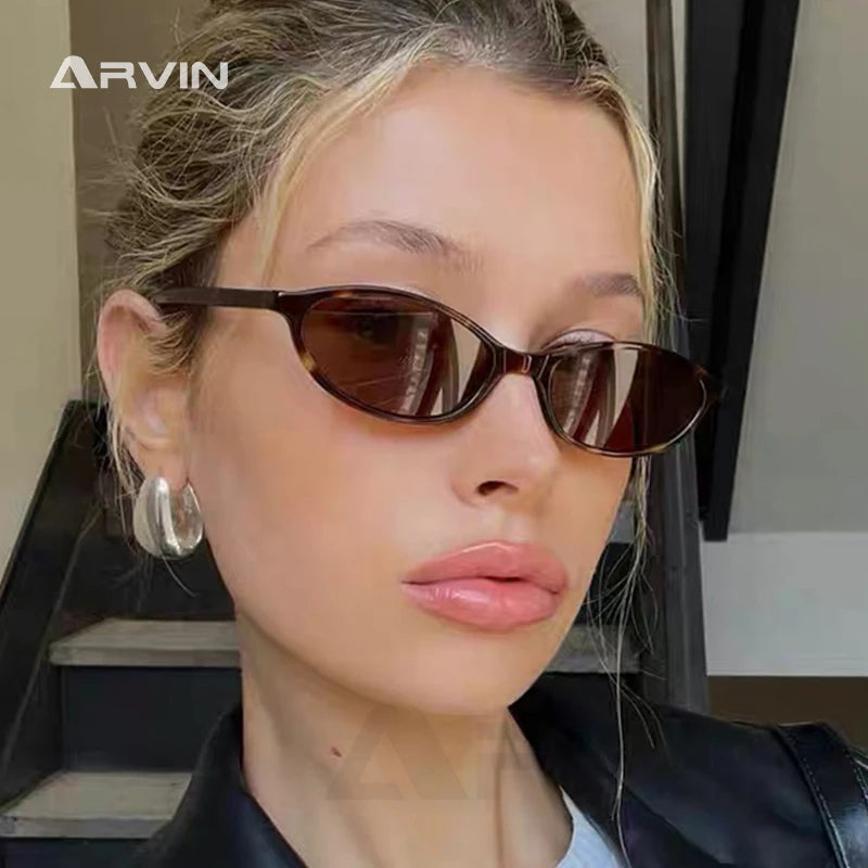 Women's Retro Oval Sunglasses Leopard Brown Small Frame UV400 Shades