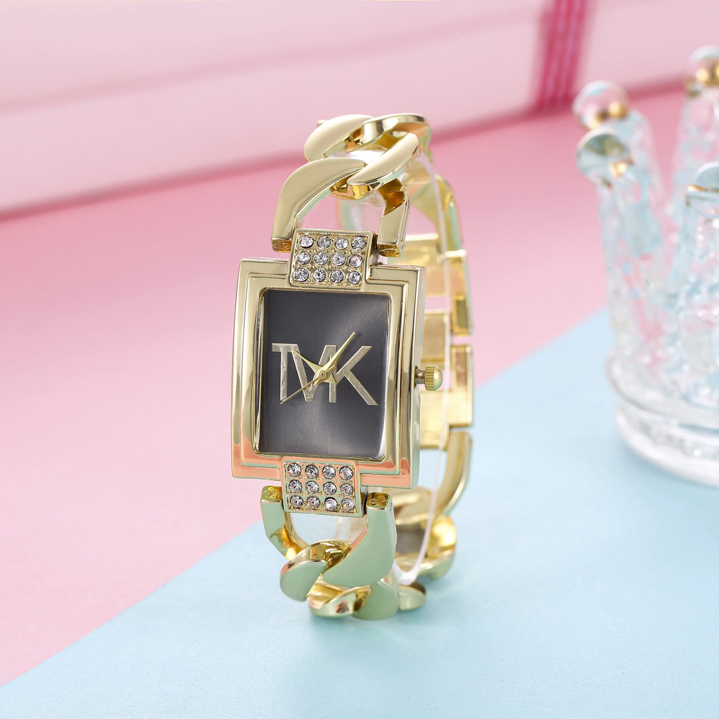 Women's Luxury Square Watch – Gold Alloy Strap Quartz with Roman Numerals