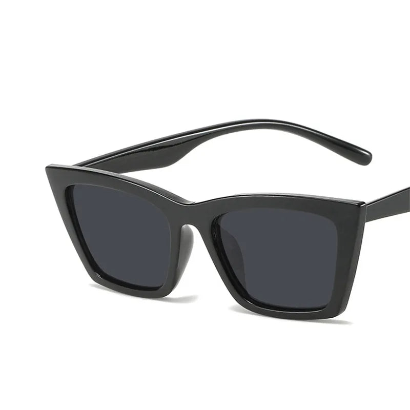 Vintage Cat Eye Sunglasses – Small Square Frame UV400 Shades for Women