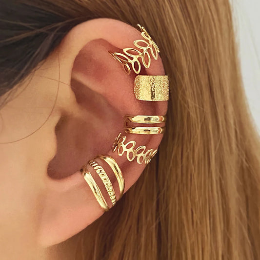 Vintage Gold Leaf Ear Cuff – Non-Piercing Clip-On Jewelry for Men & Women