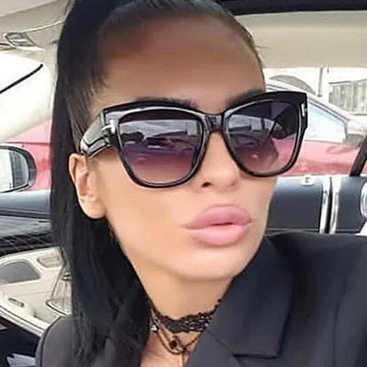 Cat Eye Retro Sunglasses Women Vintage Small Frame Gradient Designer