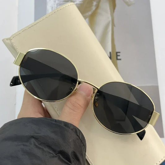Retro Oval Frame Sunglasses – Small UV Protection Glasses for Travel & Daily Wear