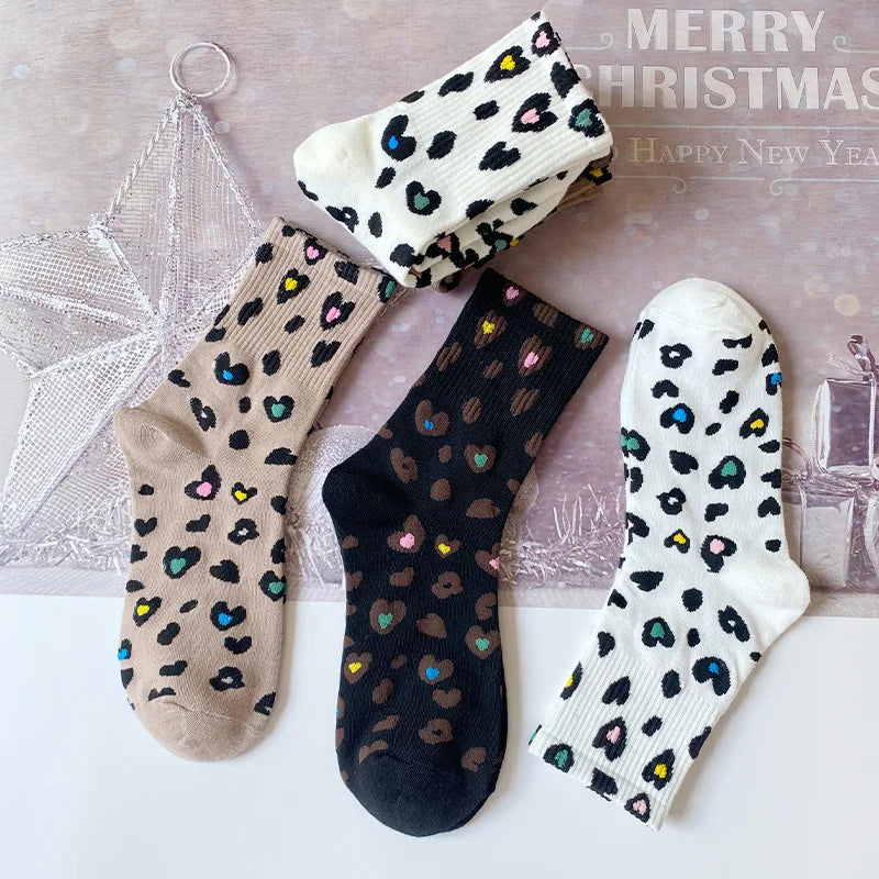 3 Pairs Women's Cartoon Bear Socks Cute Soft Casual Mid Tube