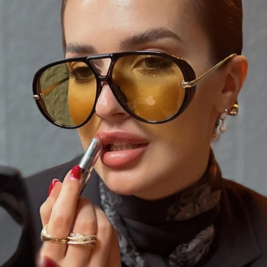 Women's Oversized Vintage Sunglasses  Black Fashion UV400 Shades