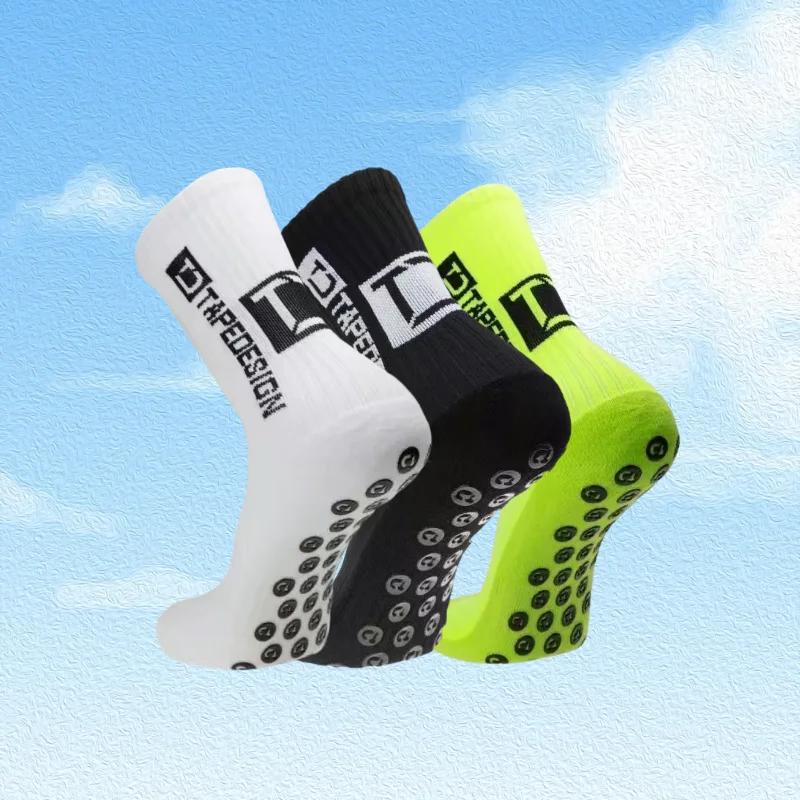 3 Pairs Non-Slip Breathable Soccer Socks Cushioned, Sweat-Wicking, Anti-Odor Grip Socks